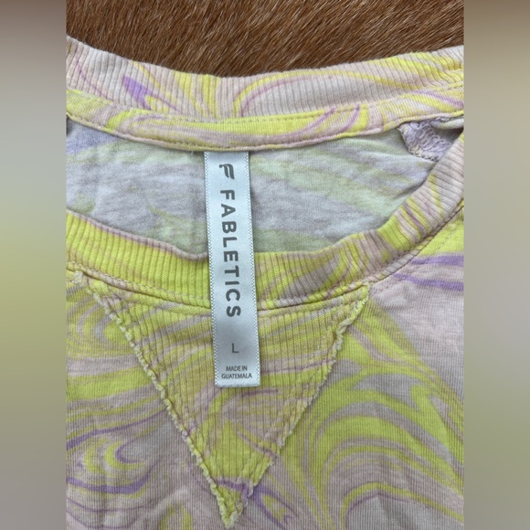 Fabletics Loveday Short-Sleeve Raglan Tee - Picture 2 of 2